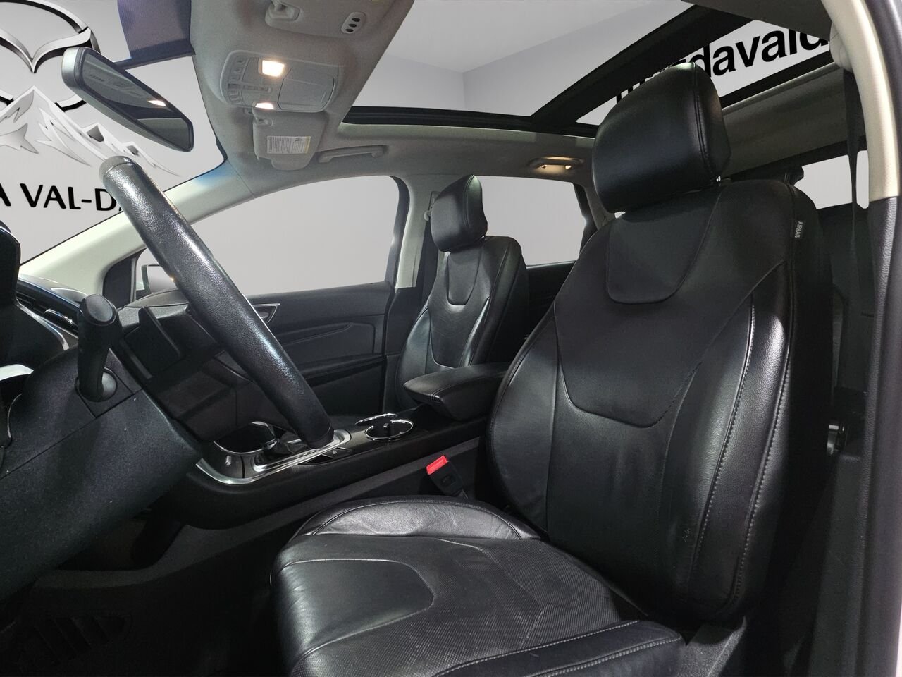 2016 Ford Edge 4 portes Titanium, Traction intégrale, sièges en cuir, navigation, toit ouvrant panoramique White Val-David - photo #6