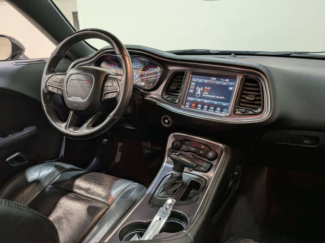 Dodge Challenger 2018 Gris Val-David - photo #18