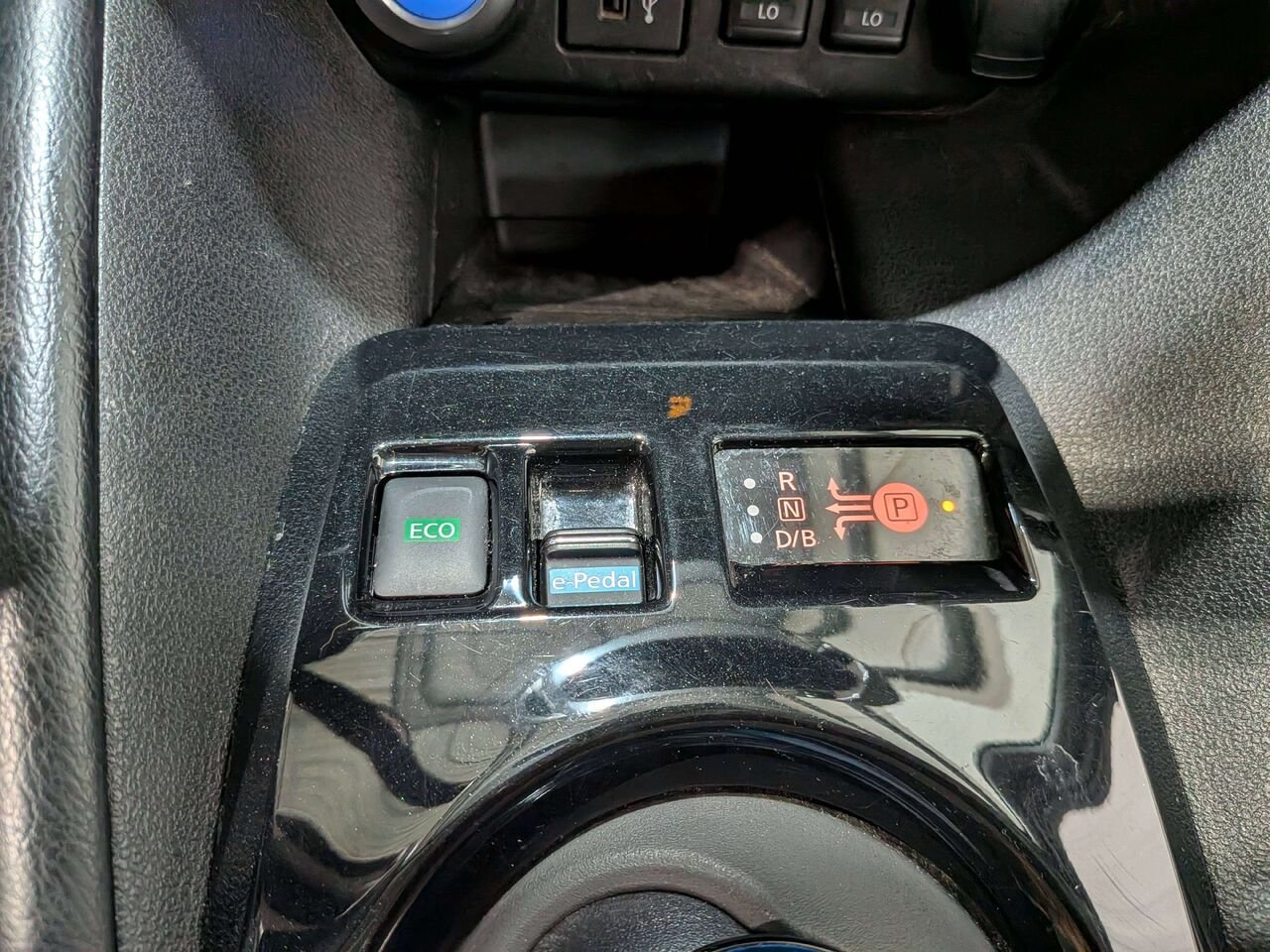 2024 Nissan LEAF SV PLUS Hatchback Blue Val-David - photo #29