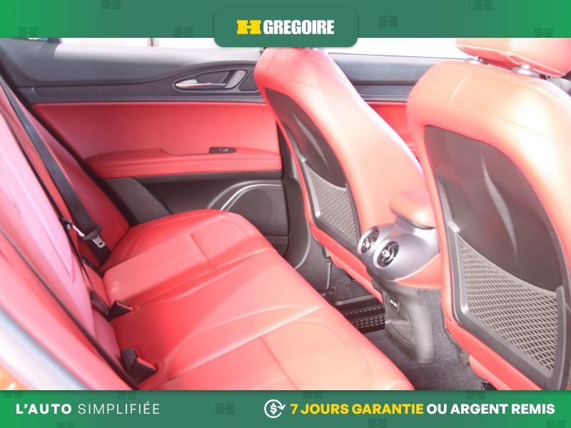 2021 Alfa Romeo Stelvio Red Blainville - photo #27