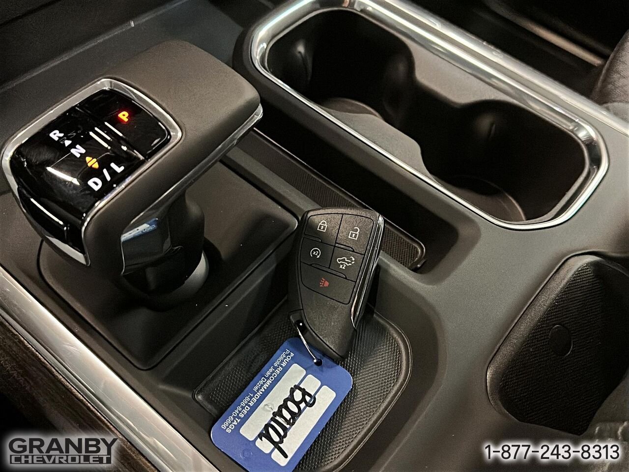 CHEVROLET Silverado 1500 K1500 SILVERADO CREW CAB RST STD/BOX (1SP) | B26-0699 2026 BLANC SOMMET Granby - photo #19
