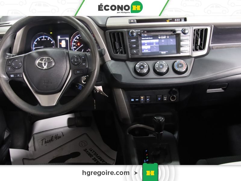2018 Toyota Rav 4 Silver Laval - photo #19