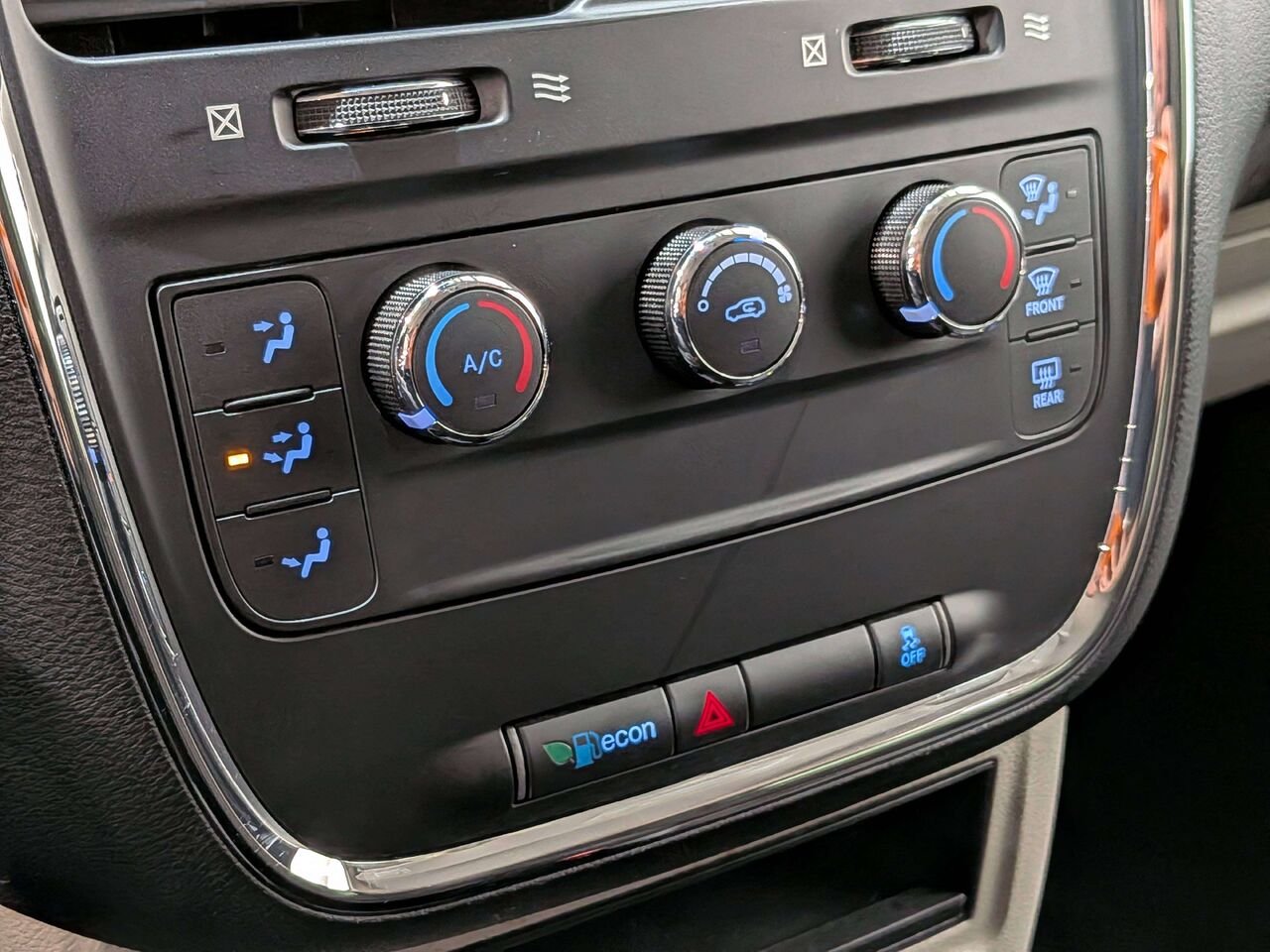 Dodge Grand Caravan 2019 Blanc Val-David - photo #23
