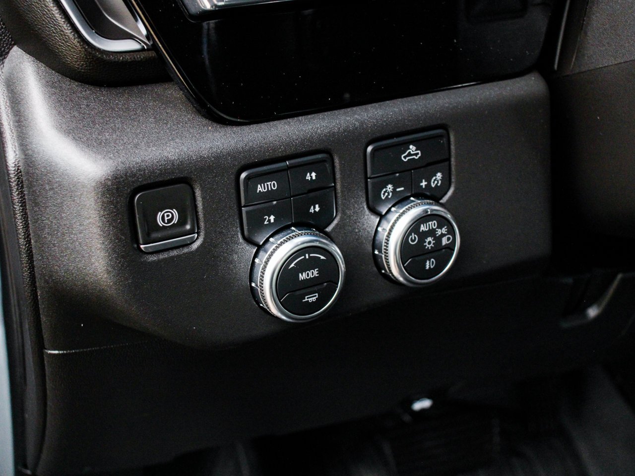 2024 GMC Sierra 1500 4WD Crew Cab 147 Elevation Grey Sherwood Park - photo #17