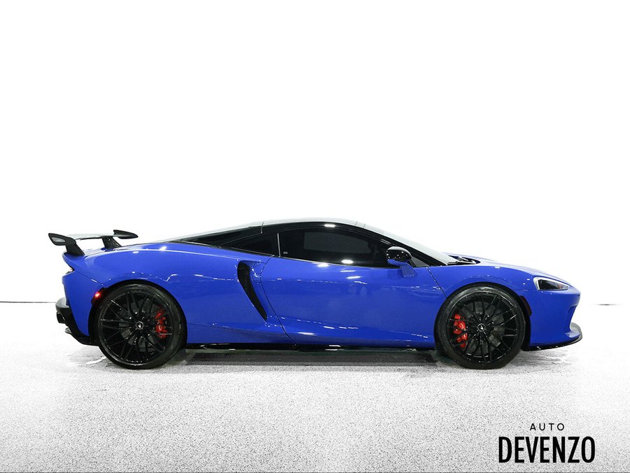McLaren GT 2023 2023 Bleu