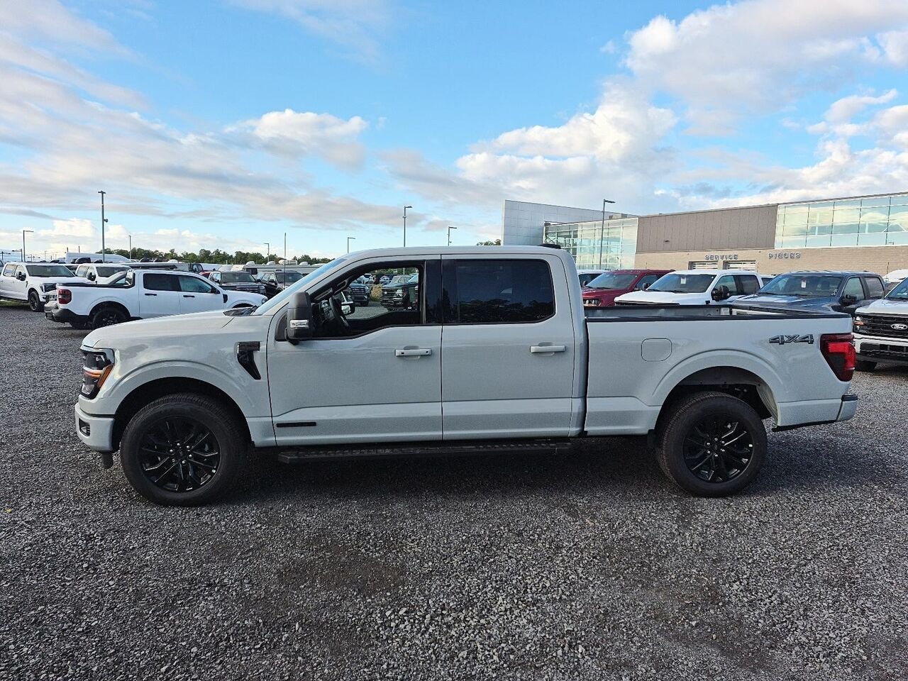 2026 Ford F-150 Oxford White Saint-Jérôme - photo #2