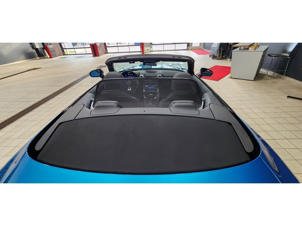 2023 Mercedes-Benz SL-Class AMG SL 63 Roadster IMPECCABLE COMME NEUF Blue Québec - photo #17
