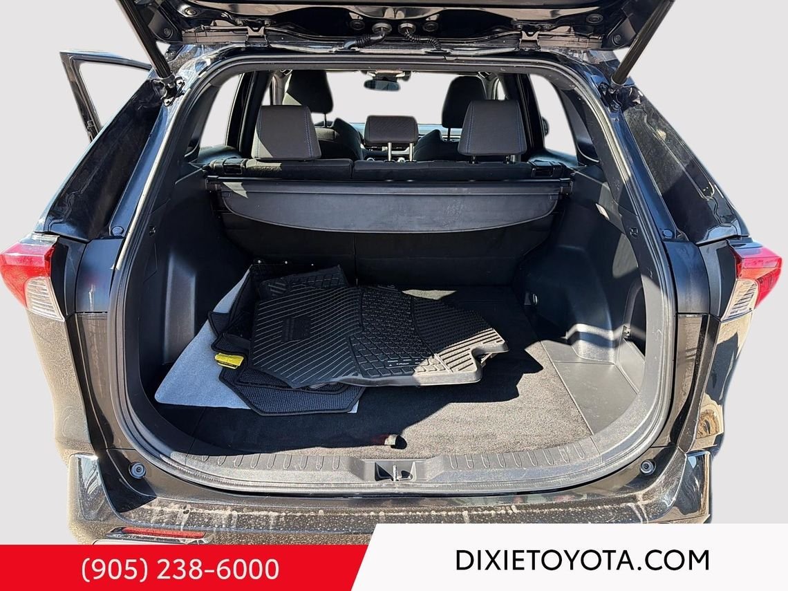 2023 Toyota RAV4 Power Sunroof, Heated Seats, Alloy Wheels, Heated Steering Wheel, Bluetooth Midnight Black Metallic Mississauga - photo #25