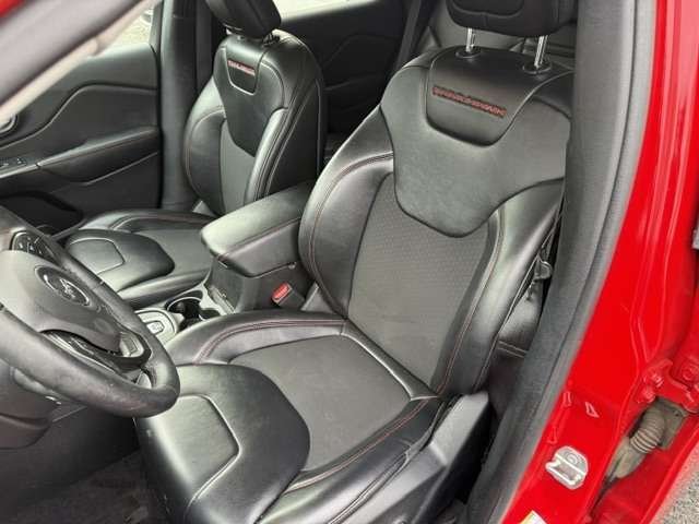 Jeep Cherokee 2019 Rouge Saint-Basile-le-Grand - photo #12