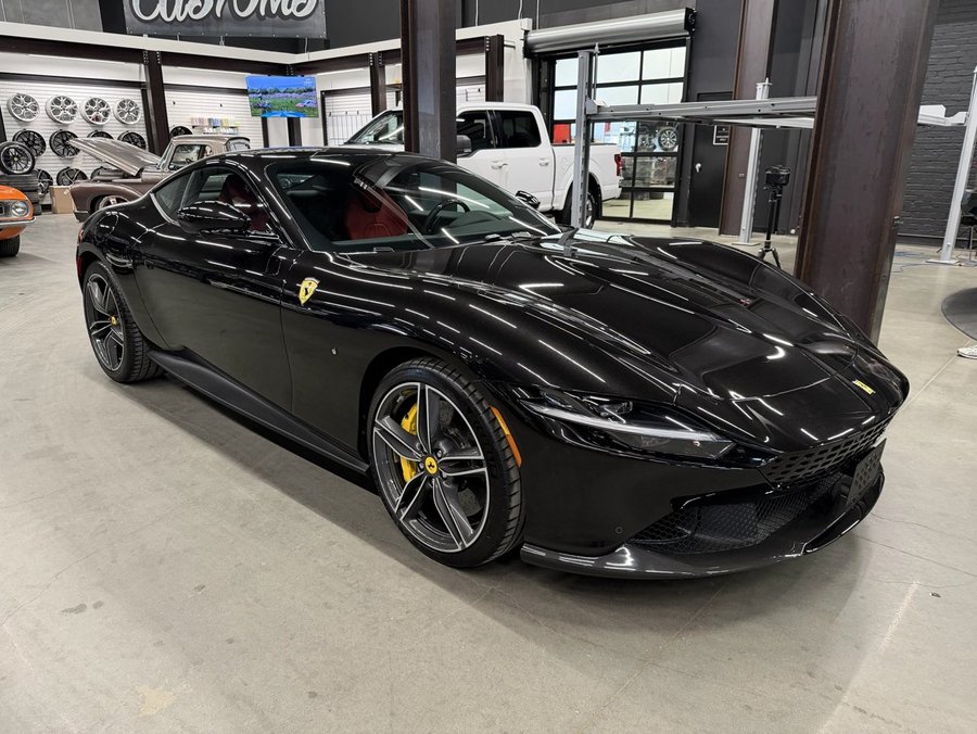 2022 Ferrari Roma | Carbon Exterior Trim | Carbon Interior Trim | Passenger Display | Hi-Fi JBL Black