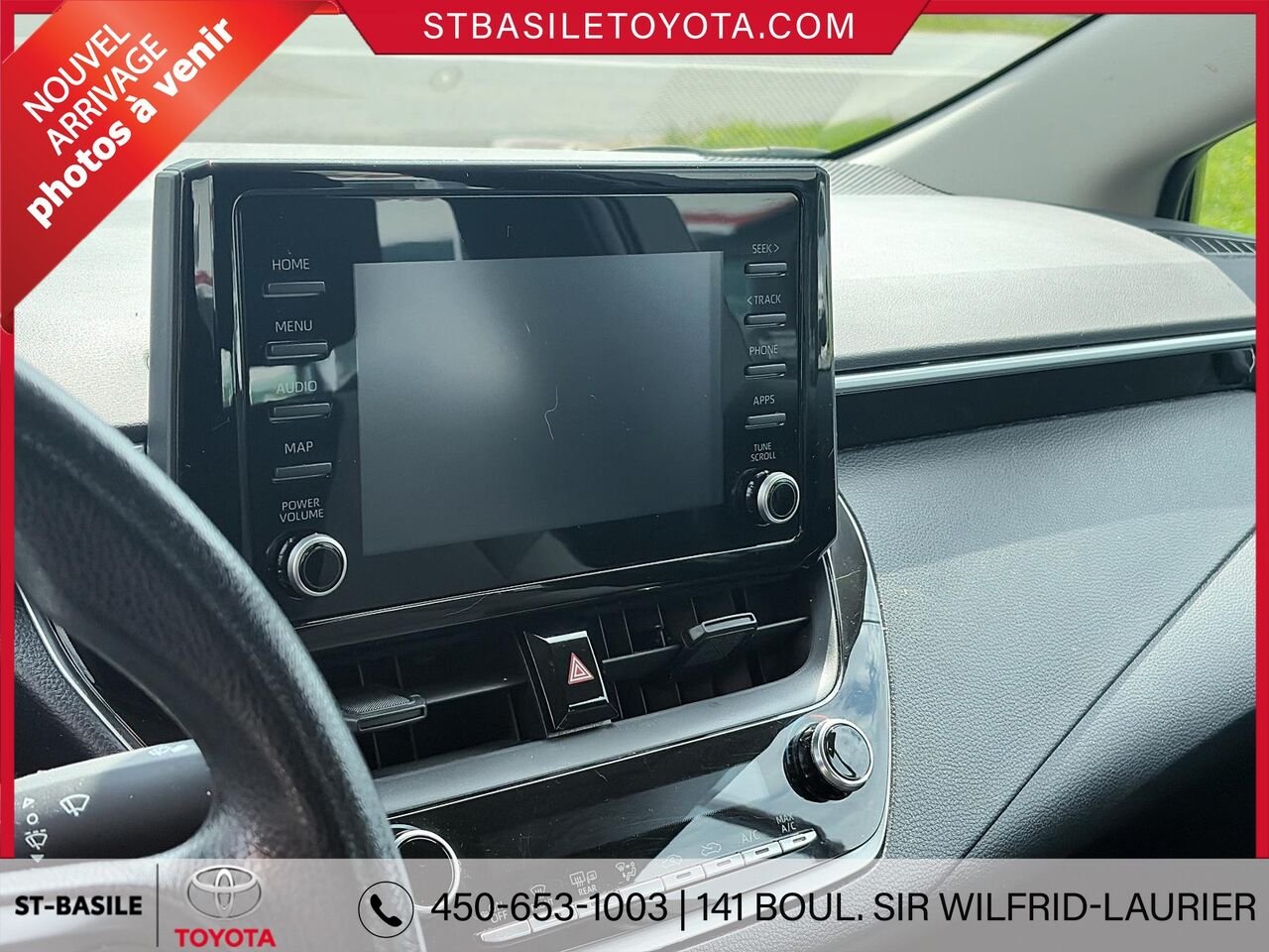 2022 TOYOTA COROLLA Black Saint-Basile-le-Grand - photo #6