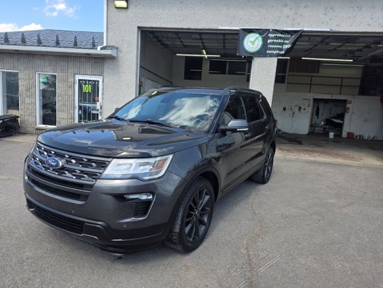 2018 Ford exolorer 2018 Grey
