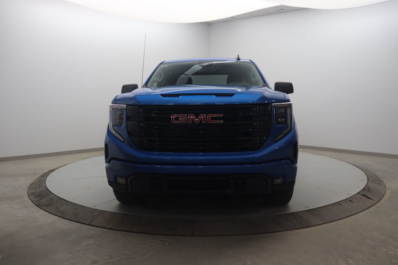 GMC Sierra 1500 NIV 3GTUUCE86RG114180 2024 Bleu Chicoutimi - photo #1