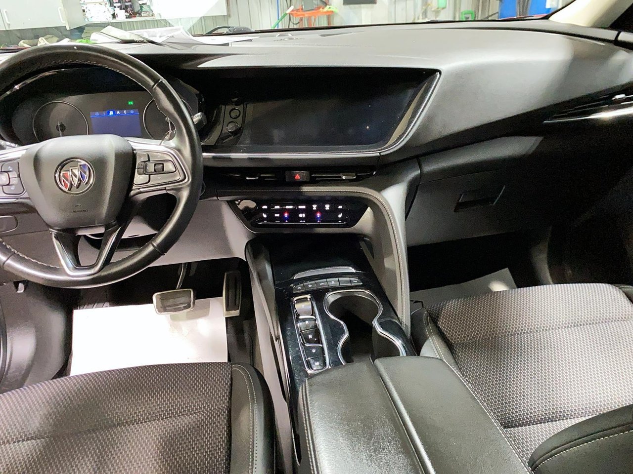 Buick Envision NIV LRBFZMR46PD016377 2023 Rouge Chicoutimi - photo #7