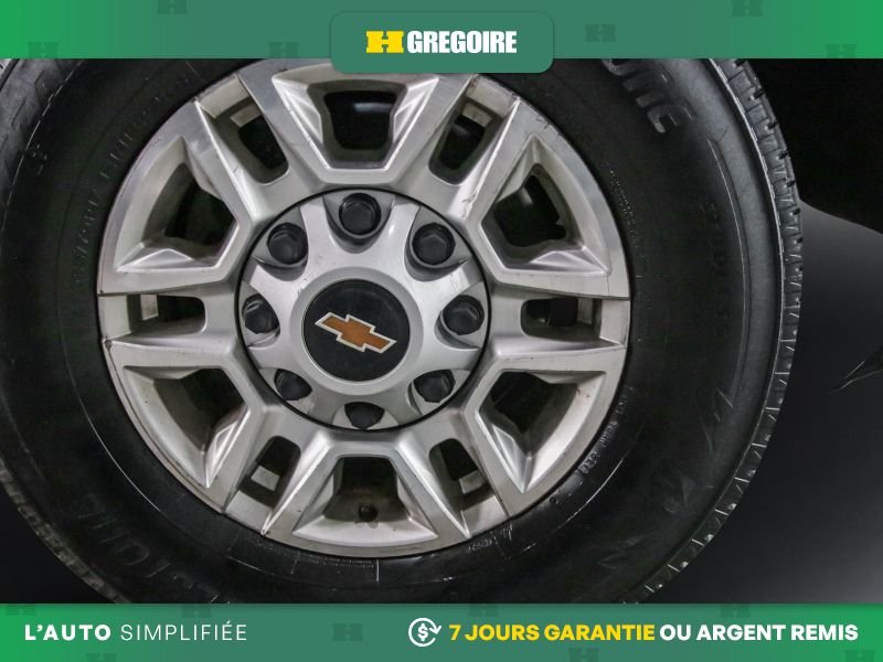 2023 Chevrolet Silverado 2500HD Red Blainville - photo #7