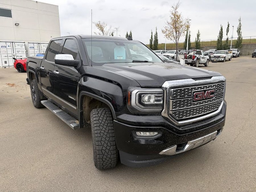 2018 GMC Sierra 1500 Denali 6.2L | Sunroof Black