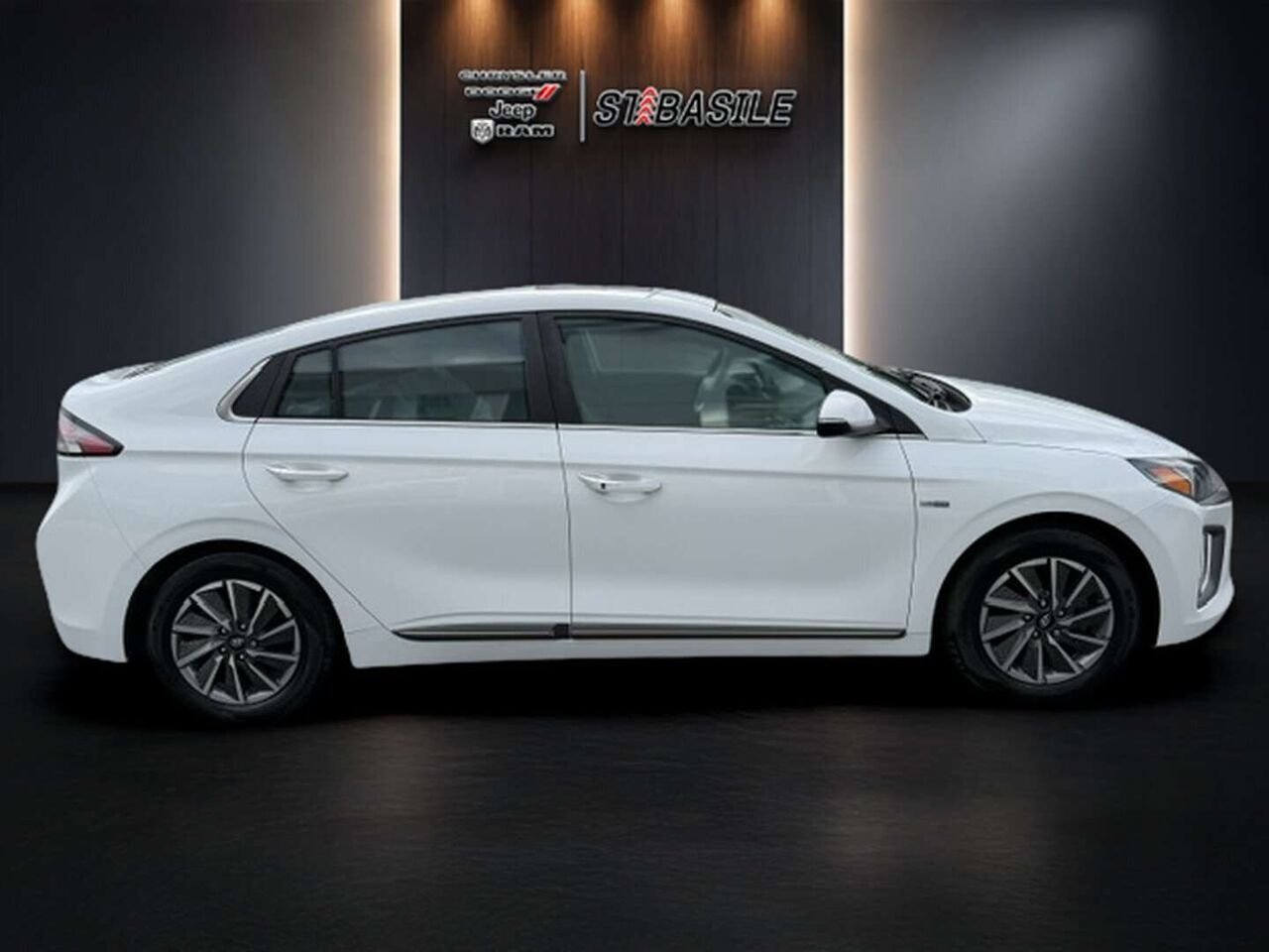 2020 Hyundai IONIQ White Saint-Basile-le-Grand - photo #4