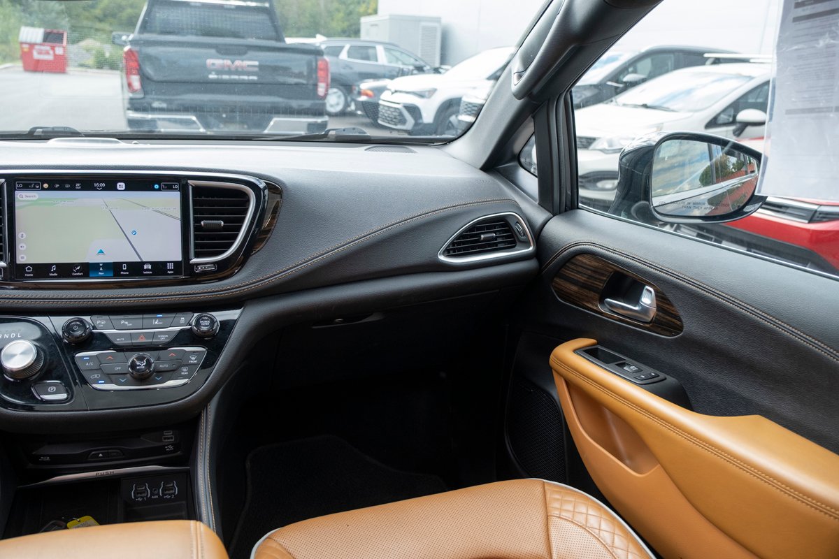 Chrysler Pacifica Hybrid 2023 Gris Gatineau - photo #29