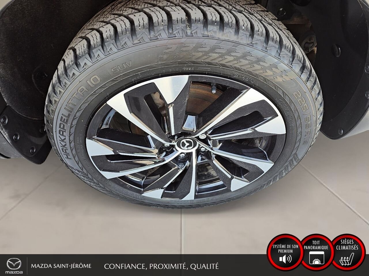 Mazda CX-50 hybride GT AWD | TOIT PANORAMIQUE | CUIR | 2025 Gris Saint-Jérôme - photo #11