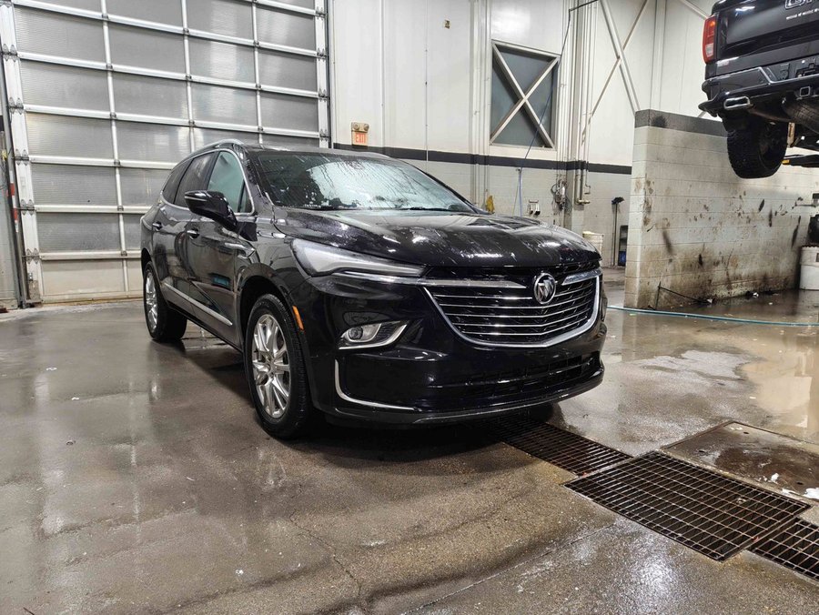 2022 Buick Enclave Premium V6 AWD | 7 Passenger Seating Black