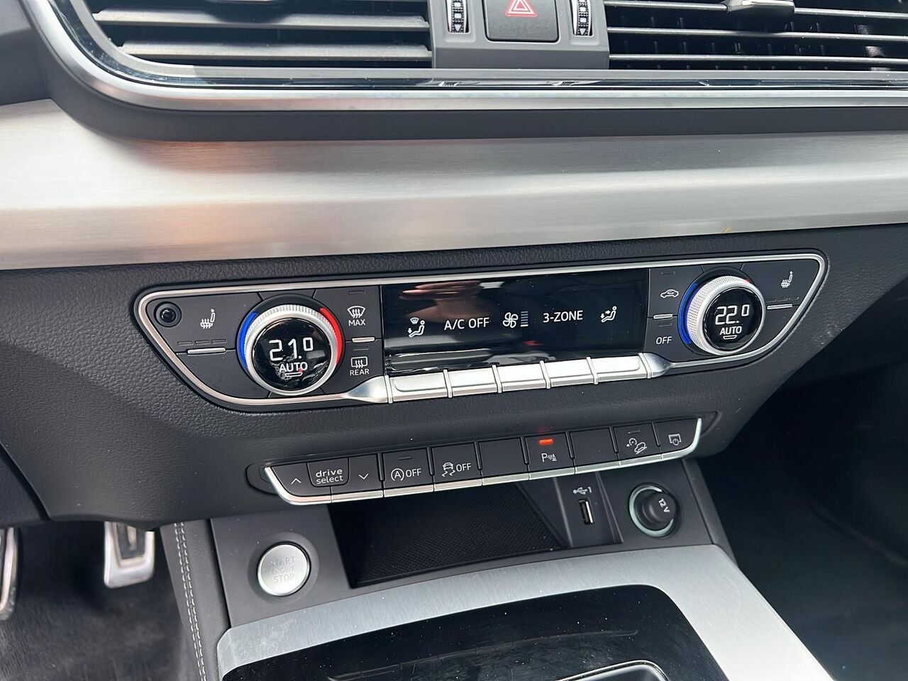 2025 Audi Q5 Sportback PROGRESSIV Grey Québec - photo #34