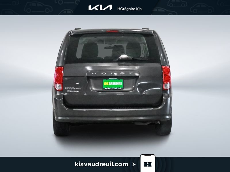 Dodge GR Caravan 2015 Gris Laval - photo #5