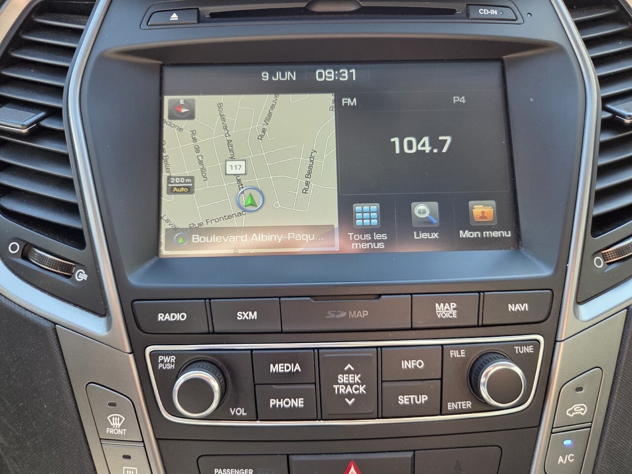 HYUNDAI SANTA FE SPORT 2018 Noir Mont-Laurier - photo #22