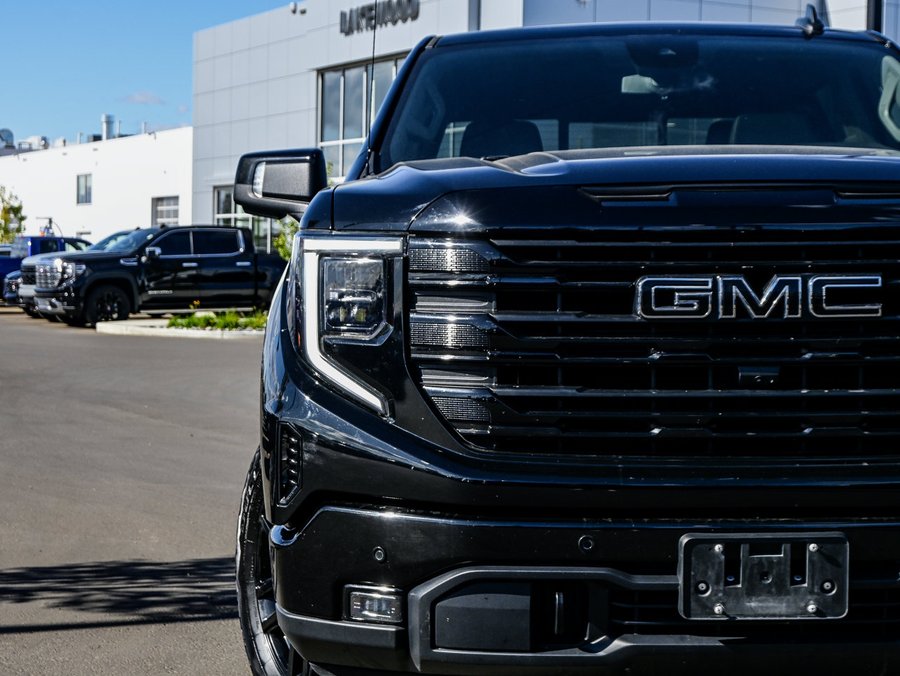 2024 GMC Sierra 1500 Elevation Premium 3.0L Duramax X31 | Power Sunroof Black