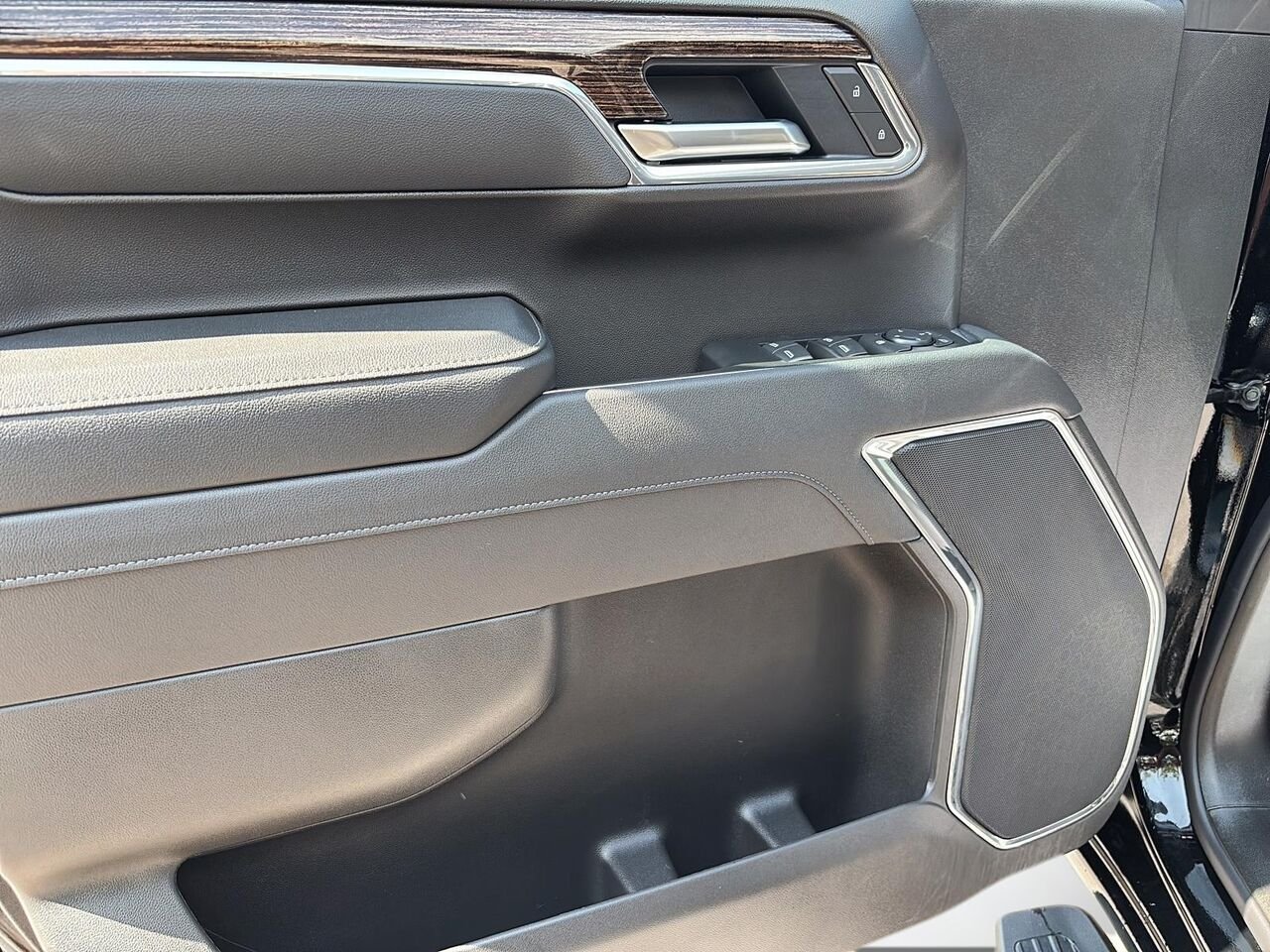 GMC Sierra 1500 ELEVATION 2026 NOIR ONYX Saint-Hyacinthe - photo #8