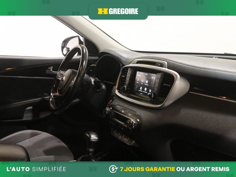 2019 Kia Sorento White Laval - photo #30