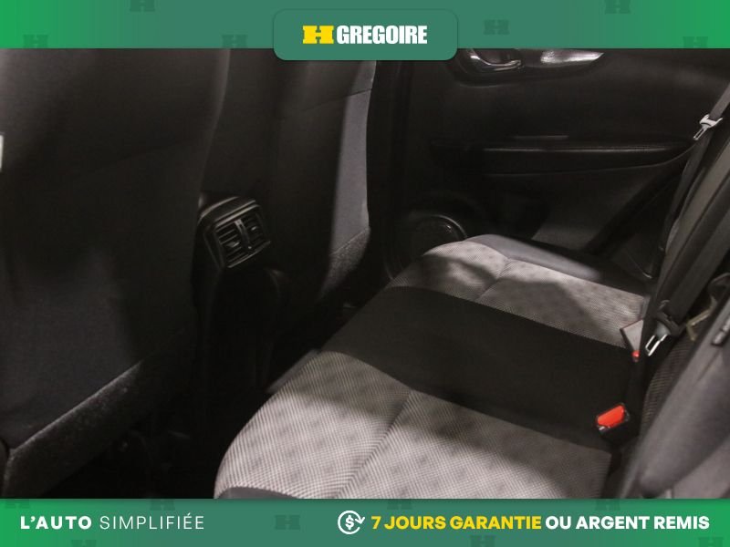 Nissan Qashqai 823401 | SV AWD AUTO A/C TOIT MAGS CAM RECUL BLEUTOOTH 2021 Orange Laval - photo #24