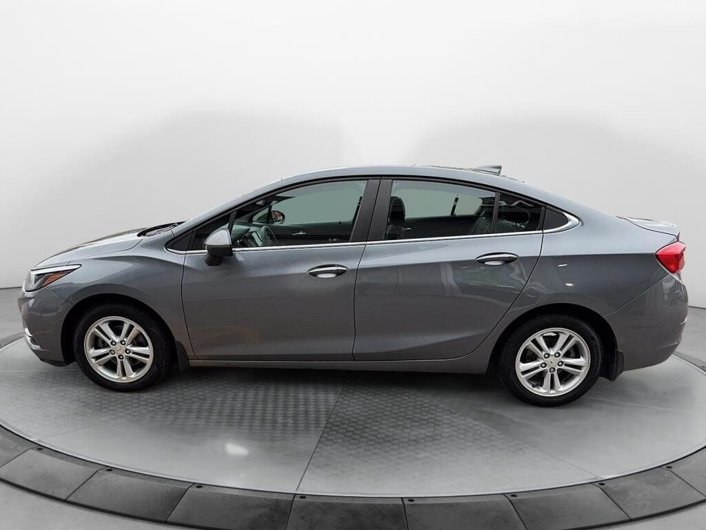 Chevrolet Cruze LT 2018 Gris Baie-Comeau - photo #4