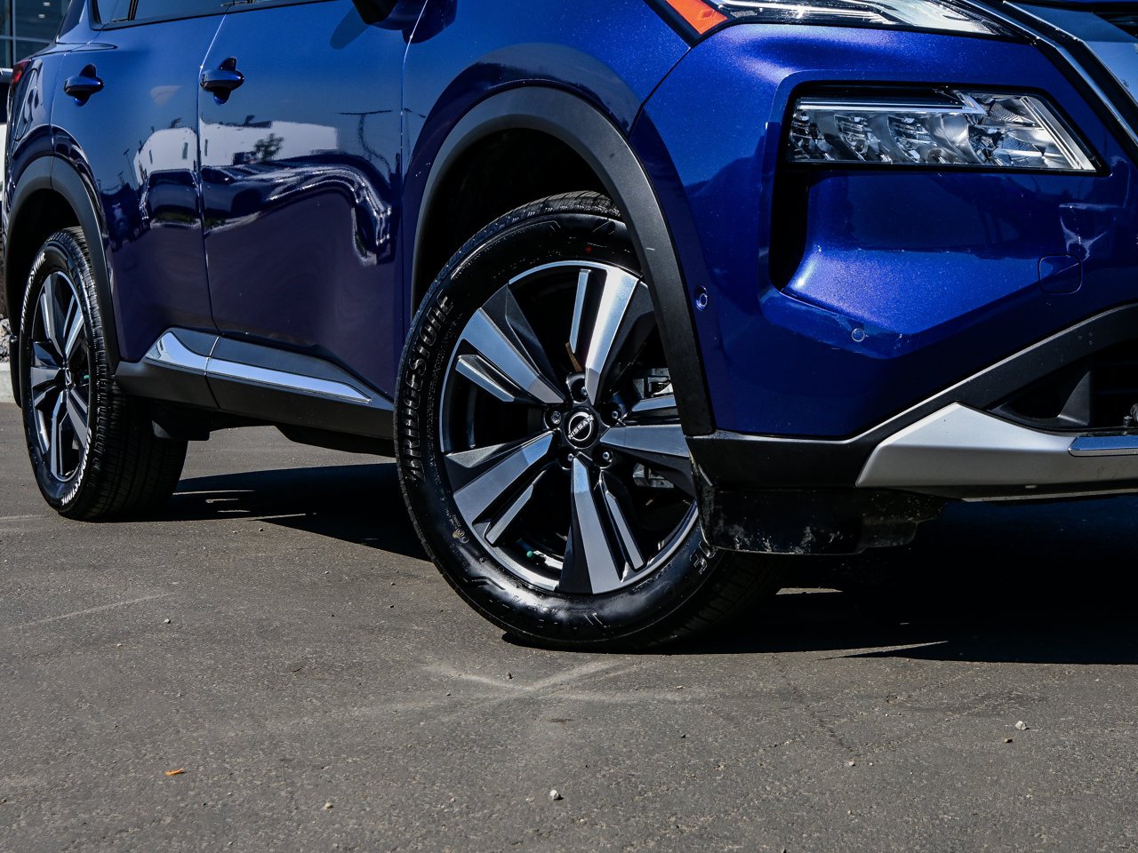 2023 Nissan Rogue AWD Platinum Blue Sherwood Park - photo #5