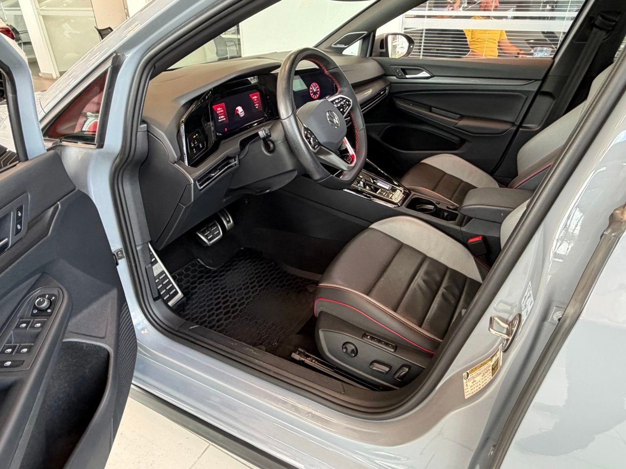 2024 Volkswagen Golf GTI Silver Notre-Dame-des-Prairies - photo #6