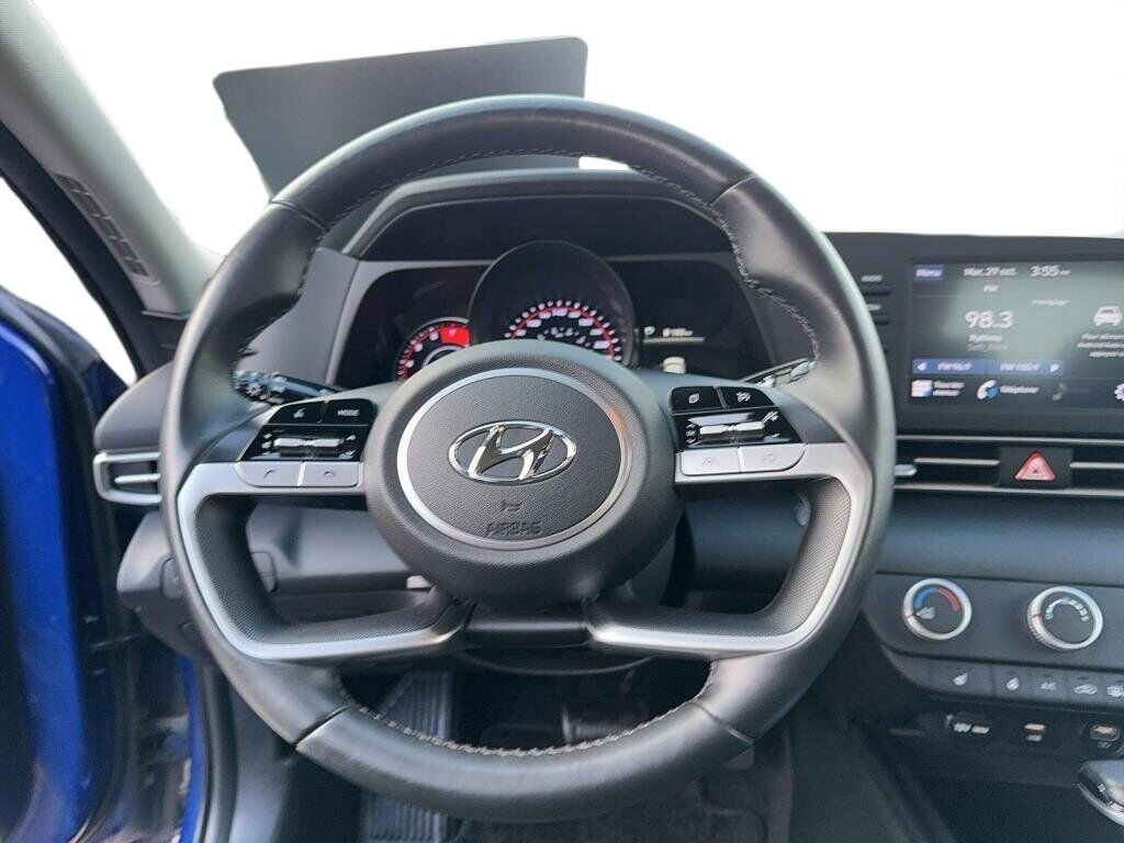 2022 Hyundai Elantra Preferred Blue Baie-Comeau - photo #11