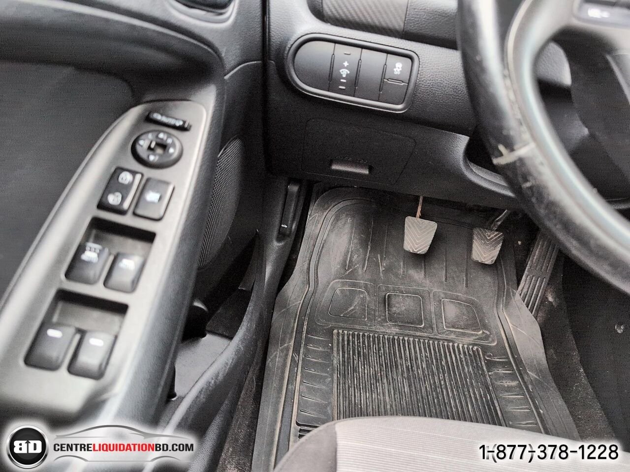 2015 Kia Forte Berline 4 portes, boîte manuelle, EX | BD0329 Silver Granby - photo #12