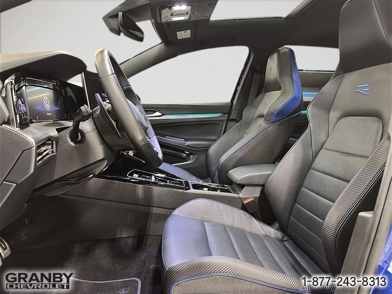 Volkswagen Golf R | G3872 2025 Bleu Granby - photo #10