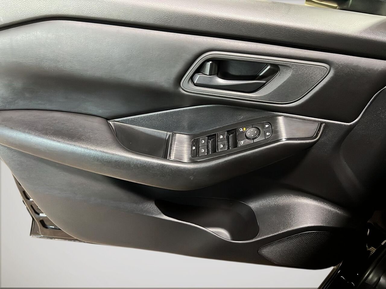 2024 Nissan Rogue S Black Québec - photo #28