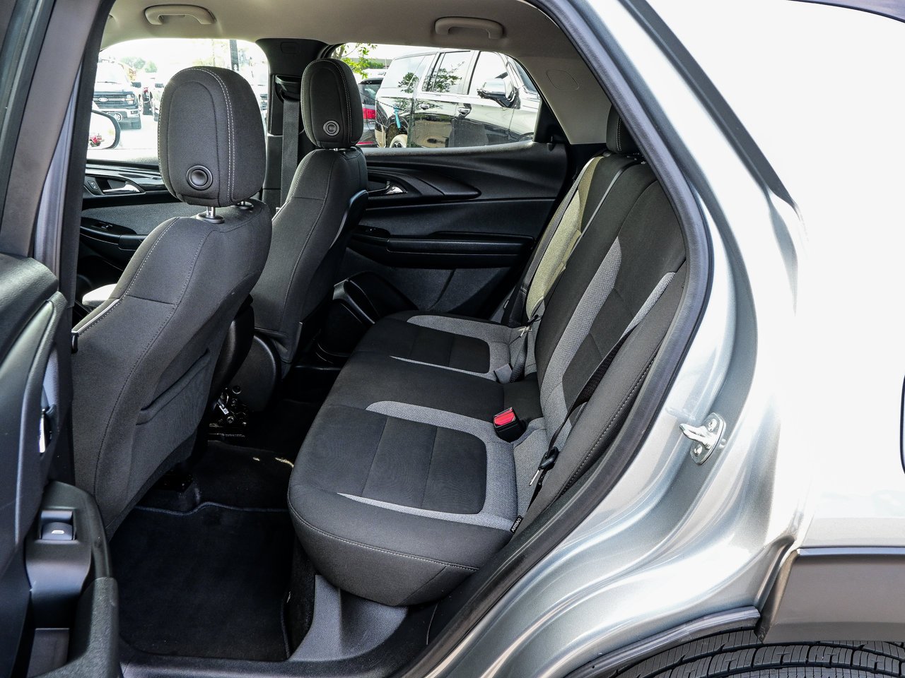 2025 Chevrolet Trailblazer AWD 4dr LT Grey Sherwood Park - photo #28