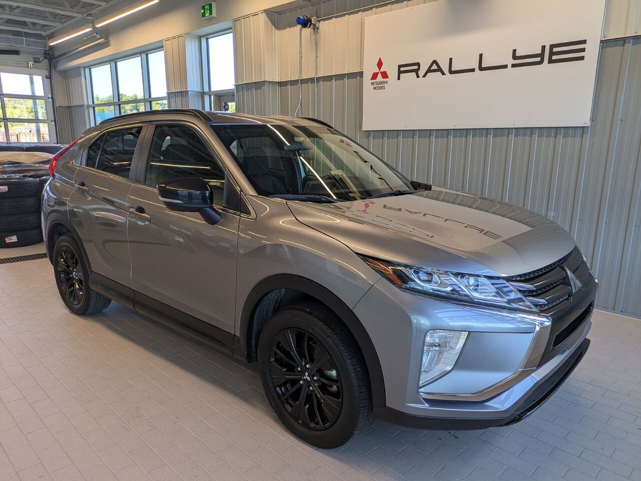 2020 Mitsubishi Eclipse Cross Grey Gatineau - photo #0