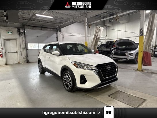 2024 Nissan Kicks SV * Mags * Caméra * Carplay * Bluetooth White