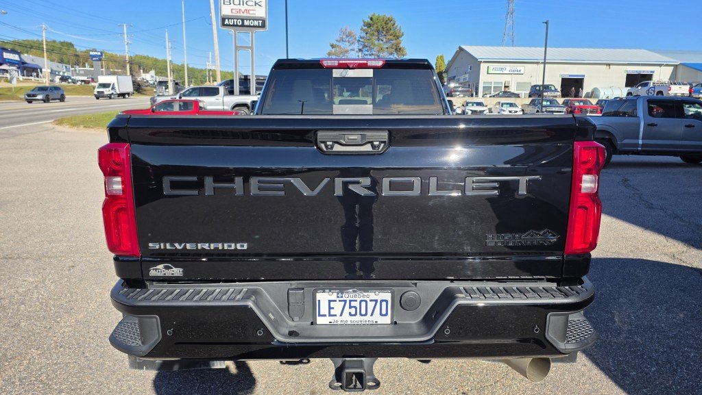 CHEVROLET Silverado 3500HD K3500 SILVERADO CREW CAB HIGH COUNTRY L/BOX DURAMAX DRW (3LZ) 2026 Noir Mont-Laurier - photo #5
