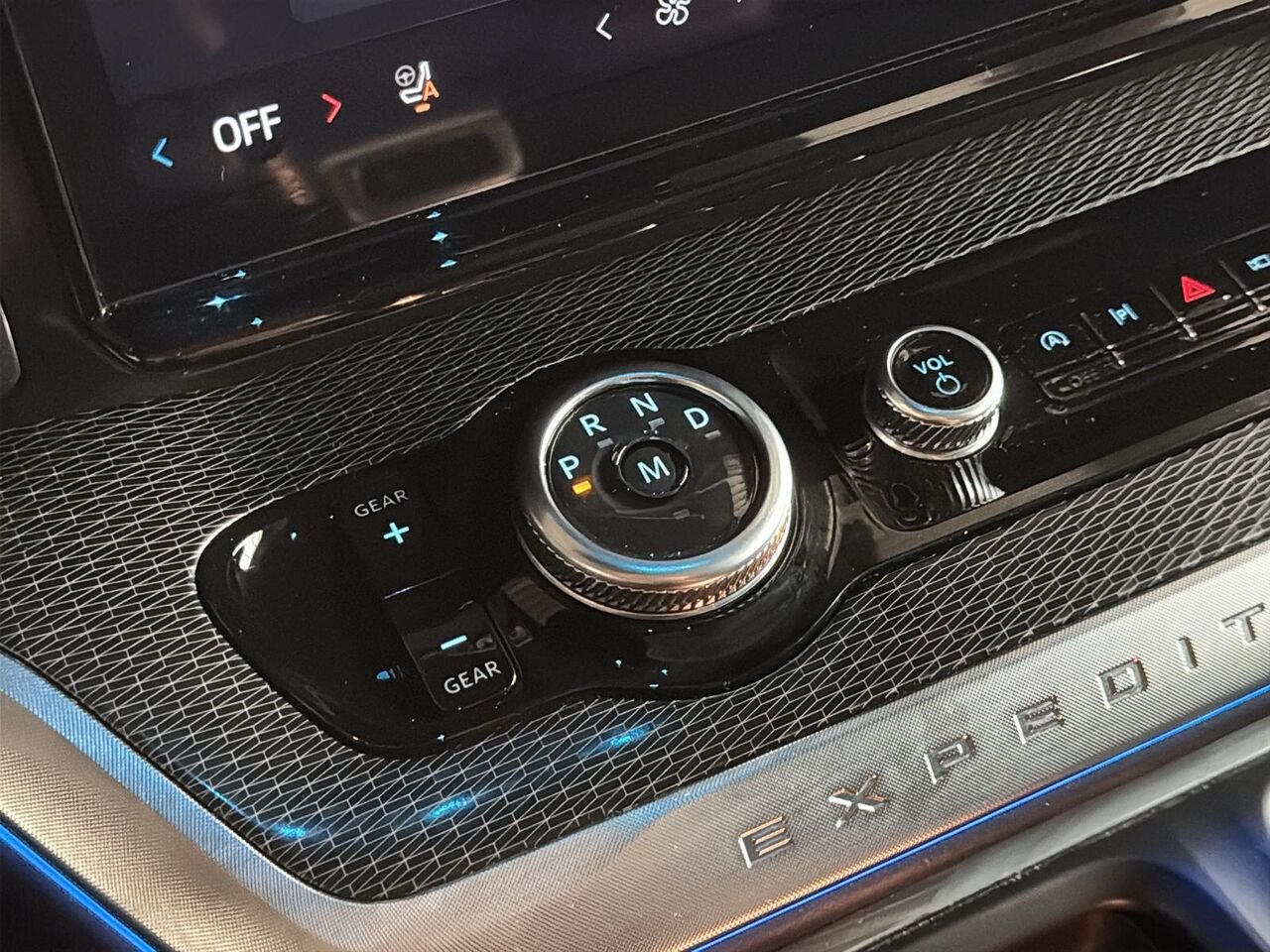 2025 Ford Expedition Platinum 4x4 Black Saint-Hyacinthe - photo #14