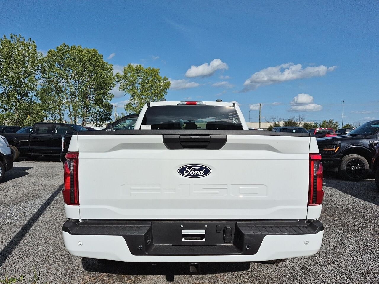 2026 Ford F-150 Oxford White Saint-Jérôme - photo #4