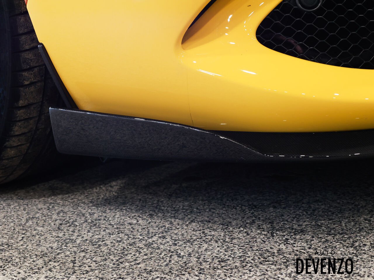 2024 Ferrari 296 GTS Yellow Saint-Eustache - photo #6