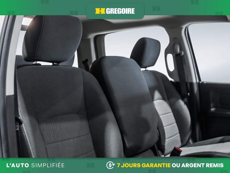 2023 Ram 1500 White Saint-Eustache - photo #24