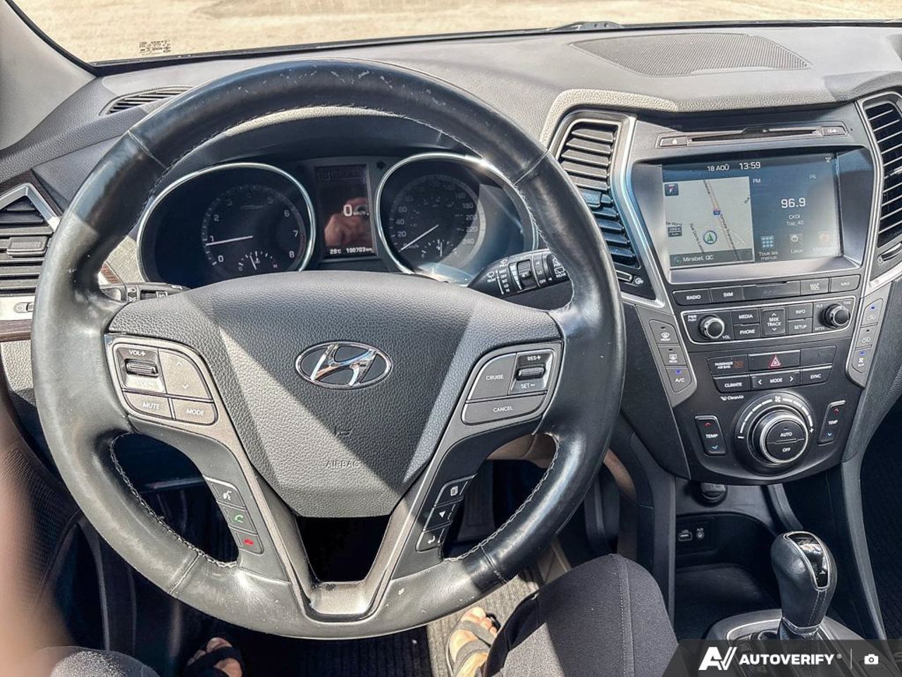 2017 Hyundai Santa Fe XL KM8SNDHF6HU238235 Black Mirabel - photo #15