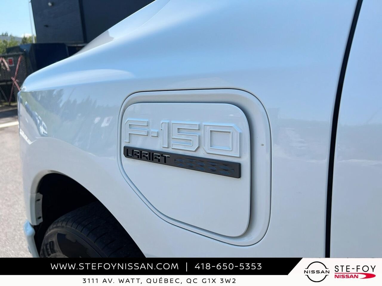 Ford F-150 Lightning LARIAT SuperCrew LONG RANGE 2023 Blanc Ste-Foy - photo #8