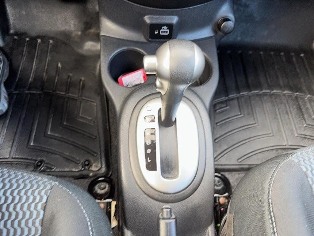 2019 Nissan Versa Note SV Blue Baie-Comeau - photo #15