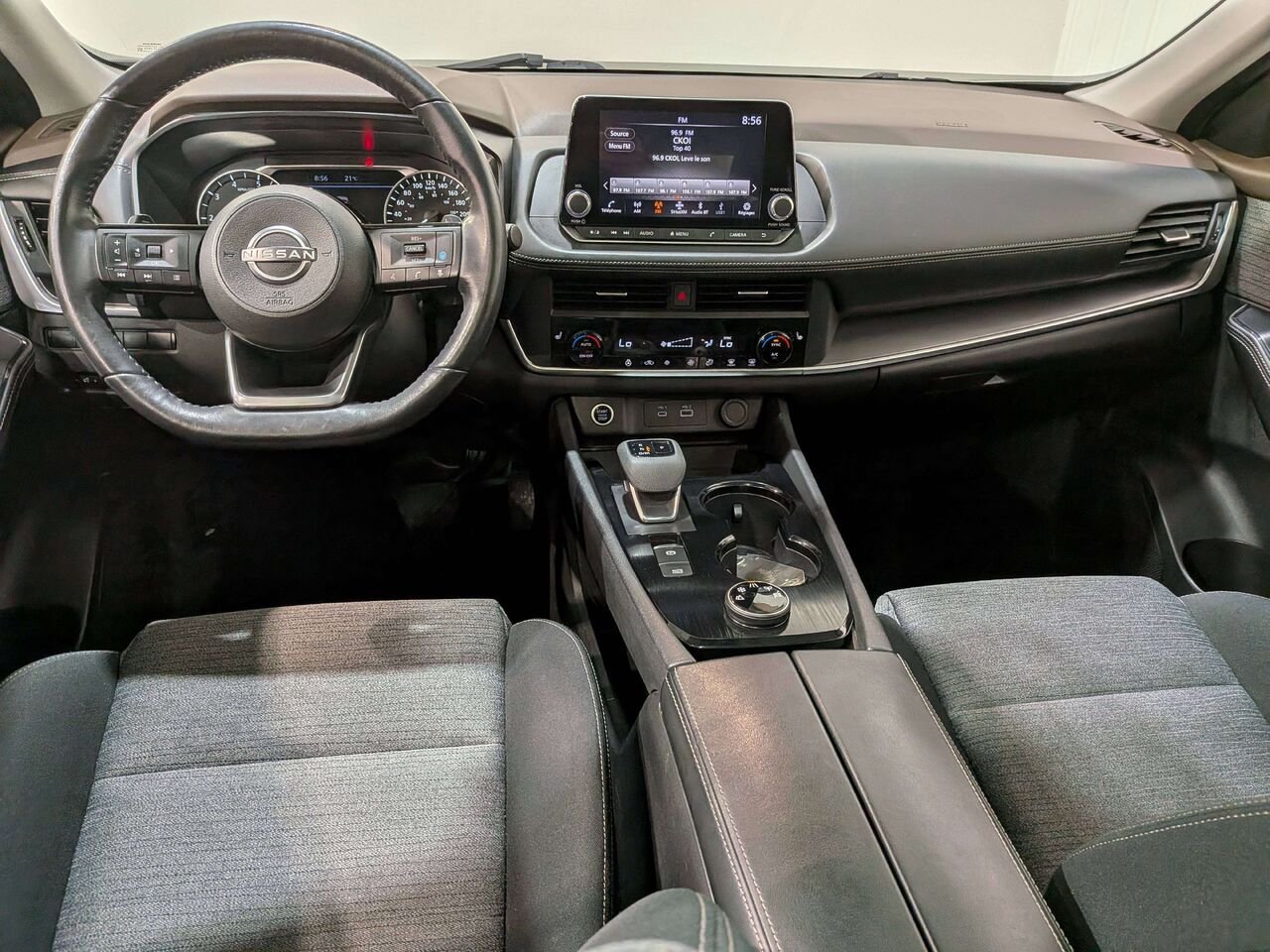 2023 Nissan Rogue AWD SV Moonroof Grey Val-David - photo #30